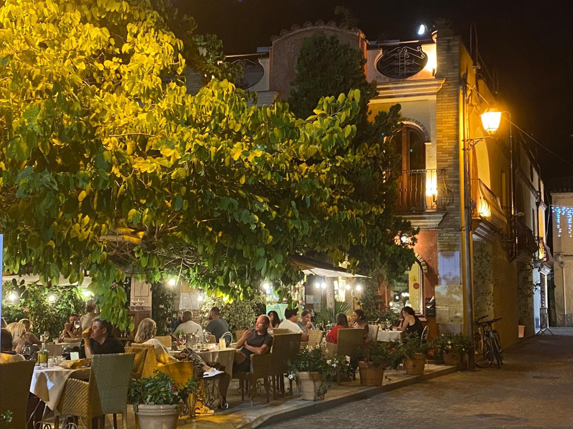 Hotel Madau