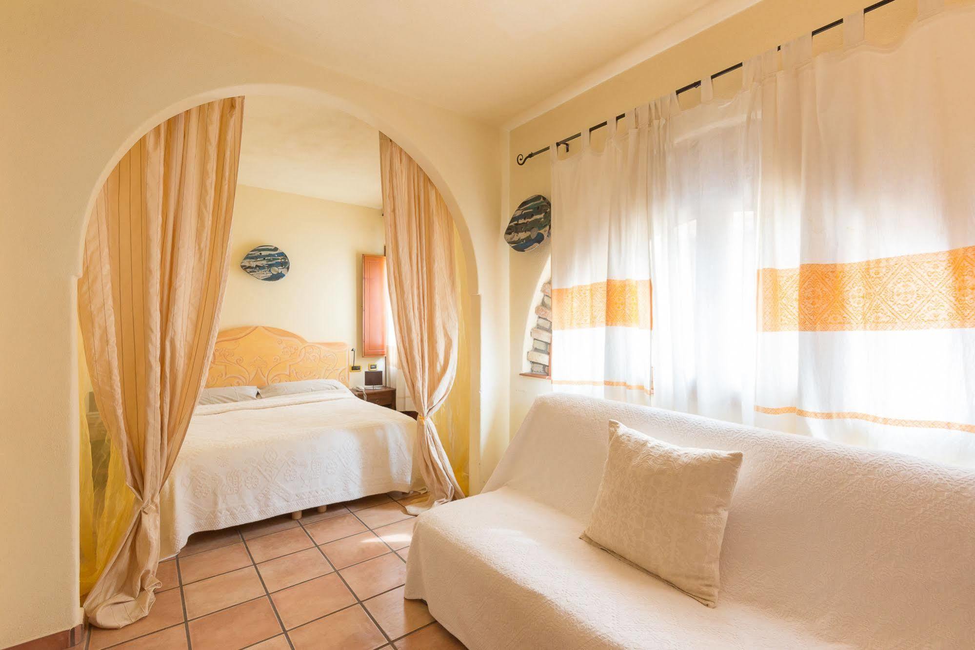 Hotel Madau Pula